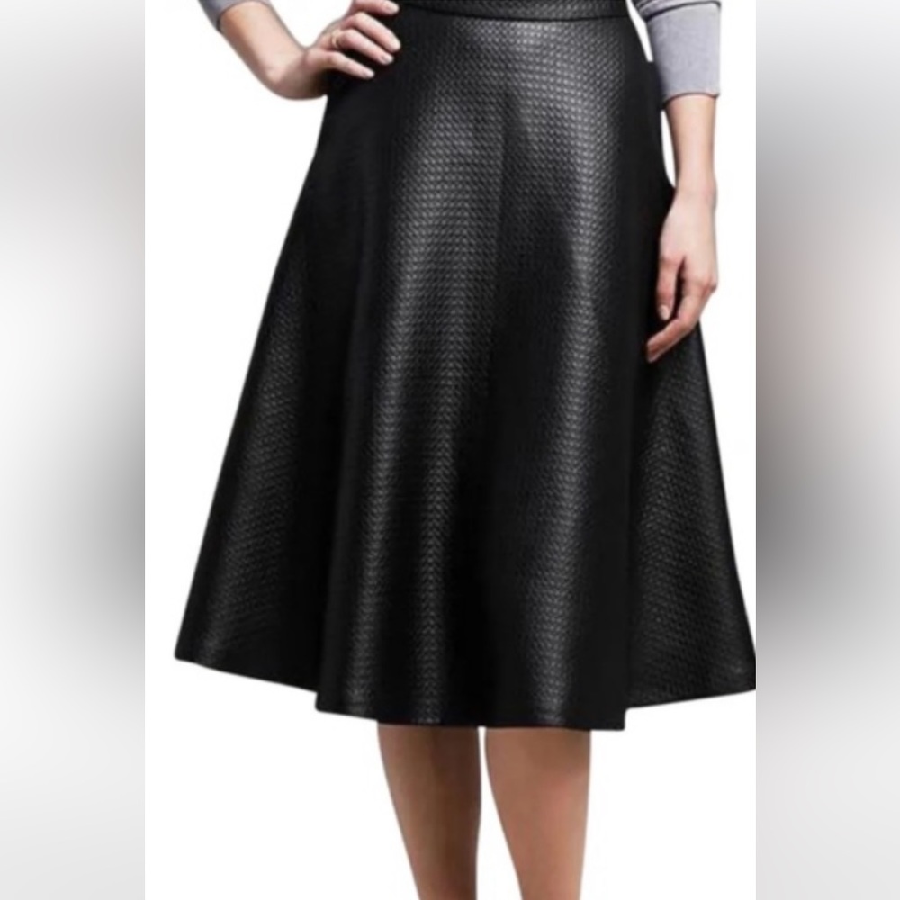 Banana Republic full length quilted skirt size 4